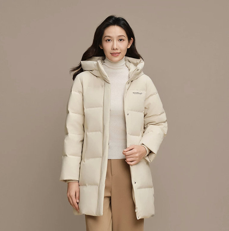 波司登中长款连帽羽绒服 440.3元 - 86线报