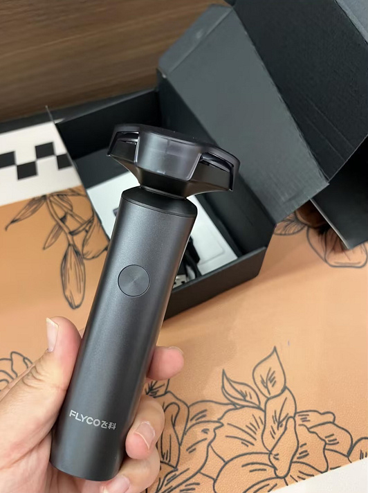 飞科电动剃须刀FS908 113.52元 - 86线报