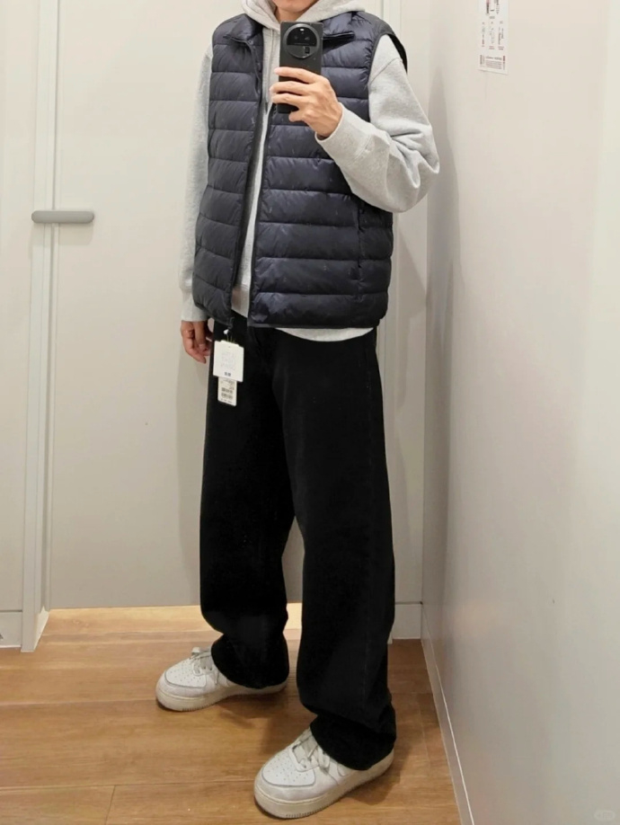 雪中飞男款立领羽绒马甲 69元 - 线报酷