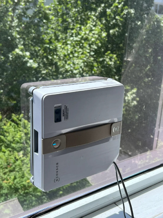 科沃斯喷水智能擦窗机器人 999元 - 线报酷