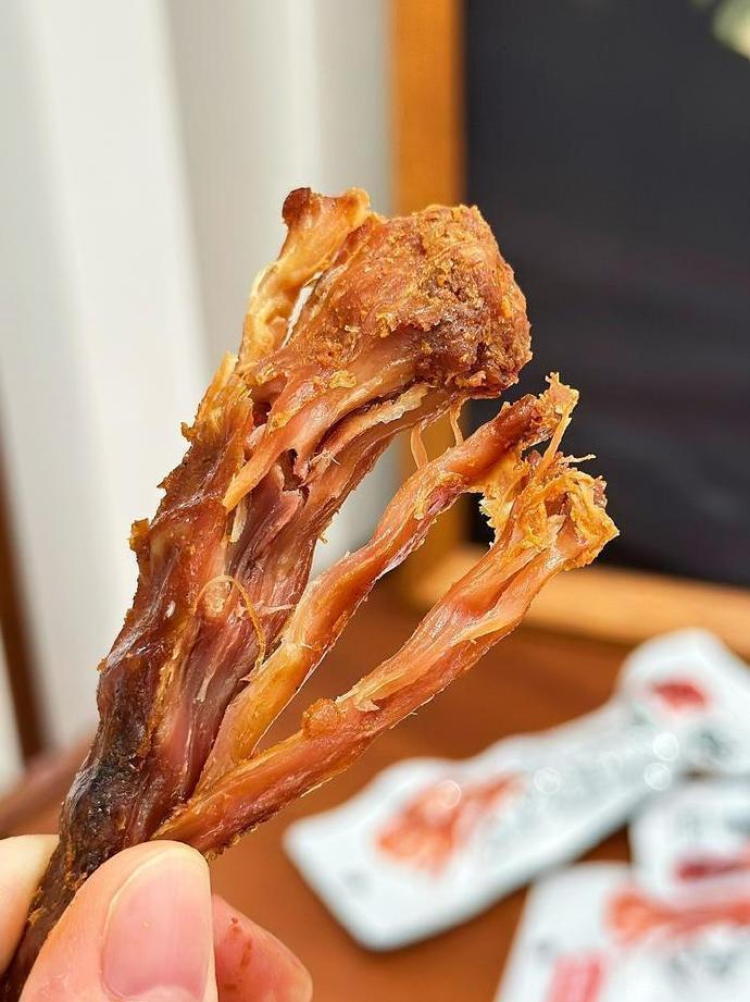 亲零嘴风干烤脖25g*12根 9.9元 - 86线报