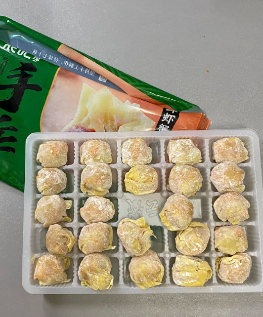 袁记鲜虾蟹籽210g*2盒+鲜虾黄鱼480g+冬菇鸡肉250g*2盒 69.43元 - 86线报