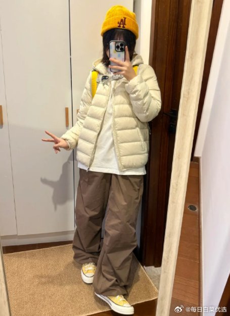 亚瑟士羽绒服𝟓折🚗直接冲 最大穿到175👌大人也能穿 𝟏𝟓𝟗💰儿童连帽羽绒服 - 86线报