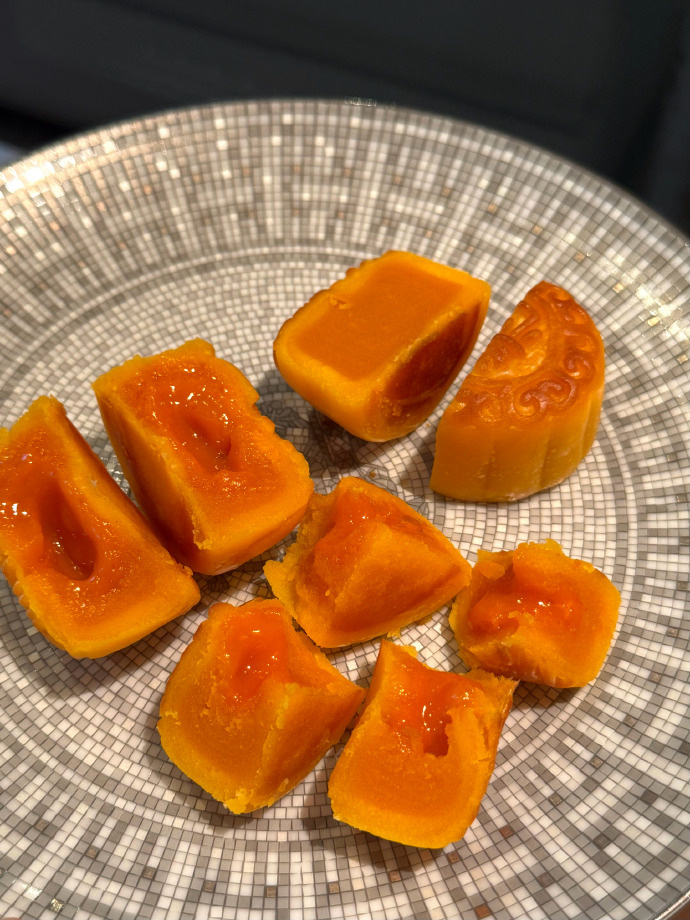 美心月饼赠冰霸杯 83元 - 折送网 美心月饼赠冰霸杯 83元 - 折送网