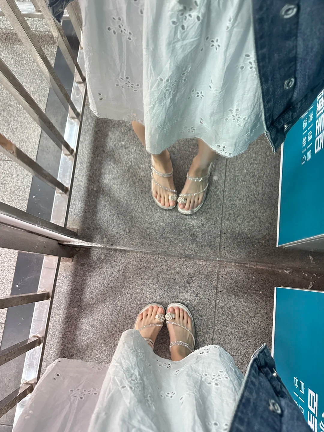 卓诗尼凉鞋任选 87元 - 86线报