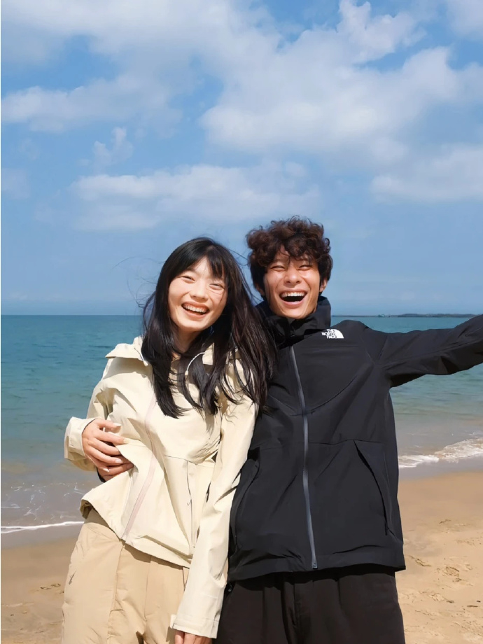 北面硬壳冲锋衣 362元 - 86线报
