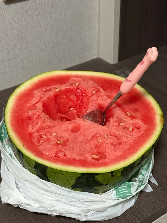 美都麒麟西瓜淨重5-7斤 13.9元 - 86线报