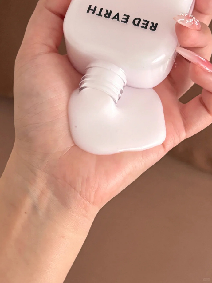 红地球贴贴乳妆前乳 25.4元 - 线报酷