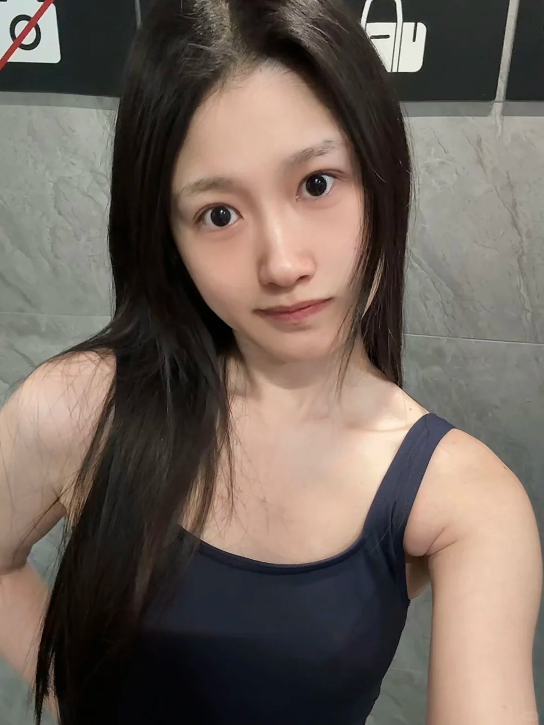 这款超级火 我前两天去逛线下都断货啦 43💰迪卡侬 女连体泳衣 43💰迪卡侬 - 86线报