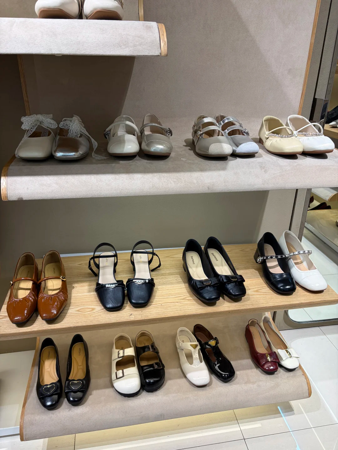 达芙妮女鞋清仓漏价 58元 - 86线报