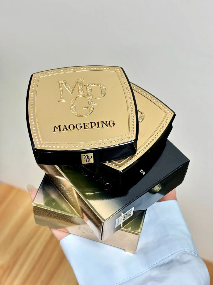 毛戈平小金扇粉饼11.5g+妆前乳5ml*2 169元 - 86线报