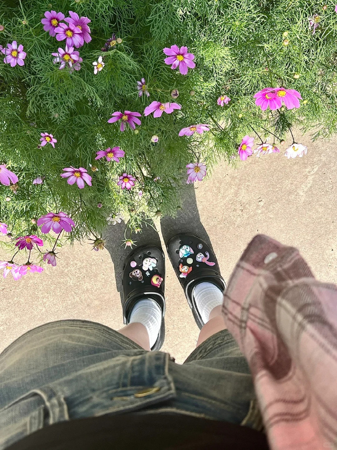 Crocs云朵洞洞鞋 317元 - 86线报