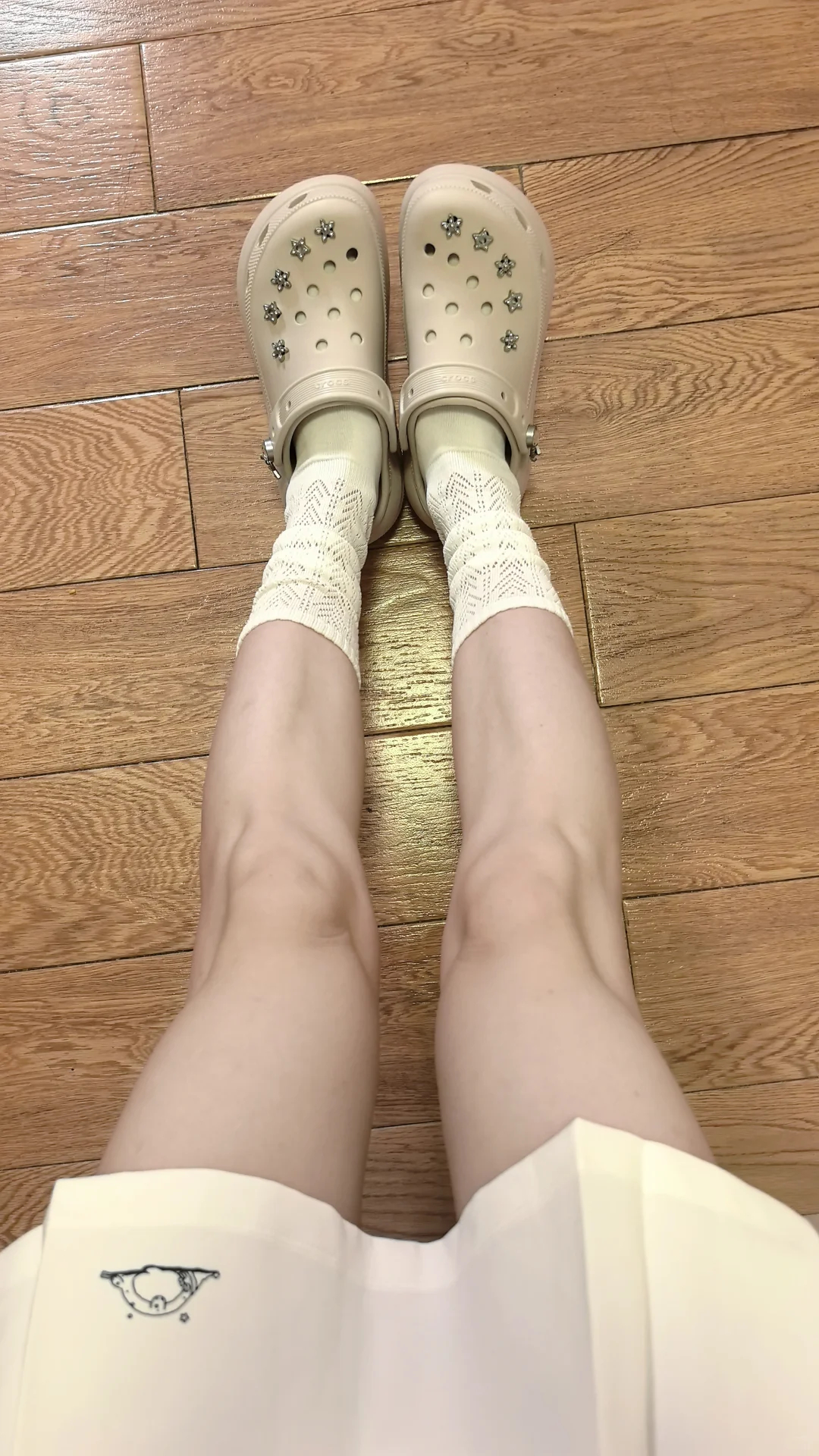 Crocs星芒泡芙洞洞鞋 395元 - 86线报