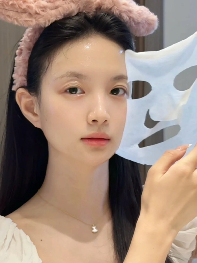 美迪惠尔面莫组合任选+赠1片 53元 - 86线报