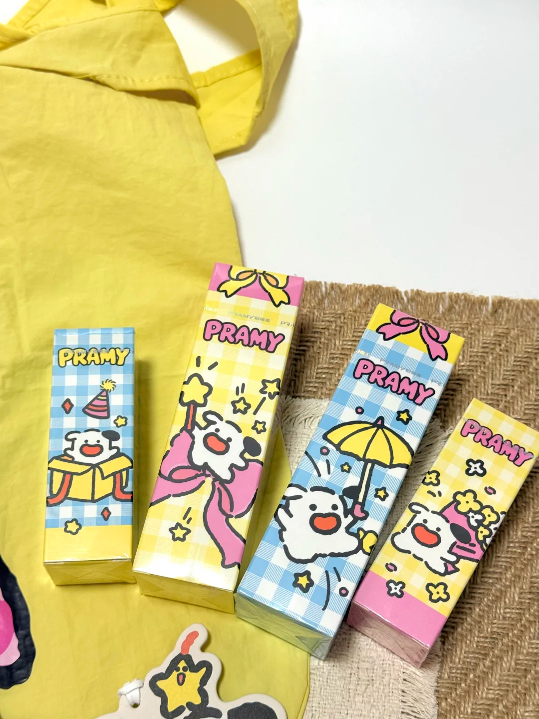 柏瑞美PRAMY快乐小狗屋联名款定妆喷雾100ml 赠洗脸巾10片装 33.9元 - 折送网 柏瑞美PRAMY快乐小狗屋联名款定妆喷雾100ml 赠洗脸巾10片装 33.9元 - 折送网