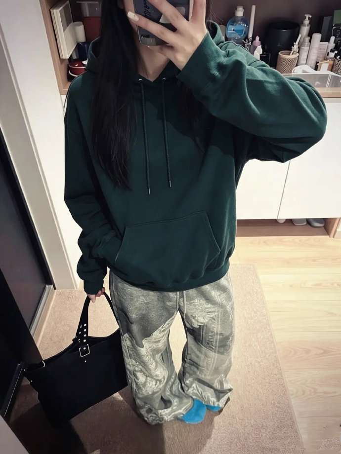 Champion美式复古加绒连帽卫衣 100元 - 86线报 Champion美式复古加绒连帽卫衣 100元 - 86线报