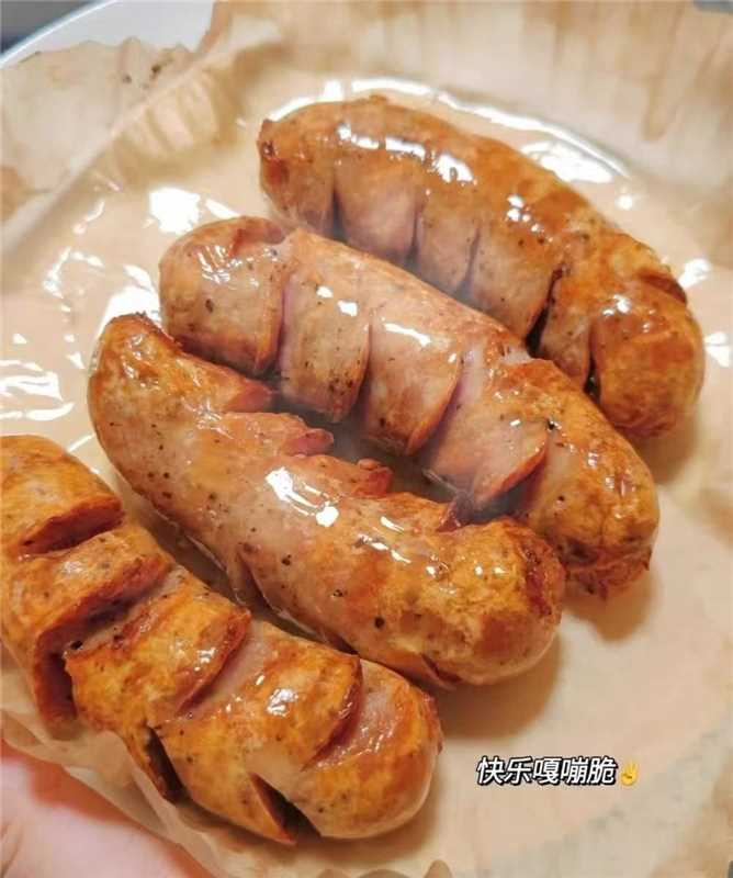 小牛凯西火山石烤肠250g*6袋 39.9元 - 86线报