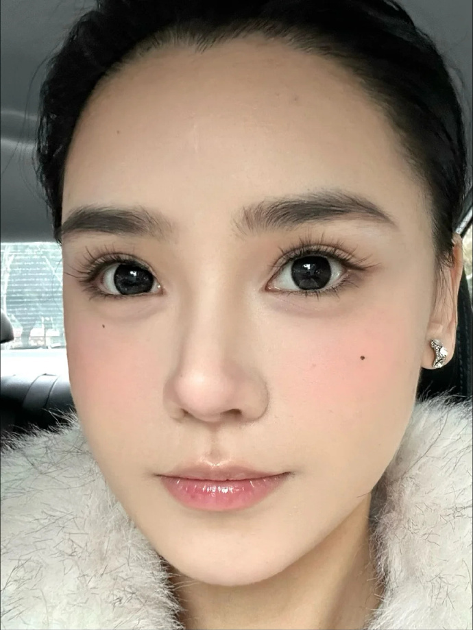 毛戈平小金扇粉饼11.5g➕妆前乳𝟱𝗺𝗹*𝟮 169元 - 线报酷