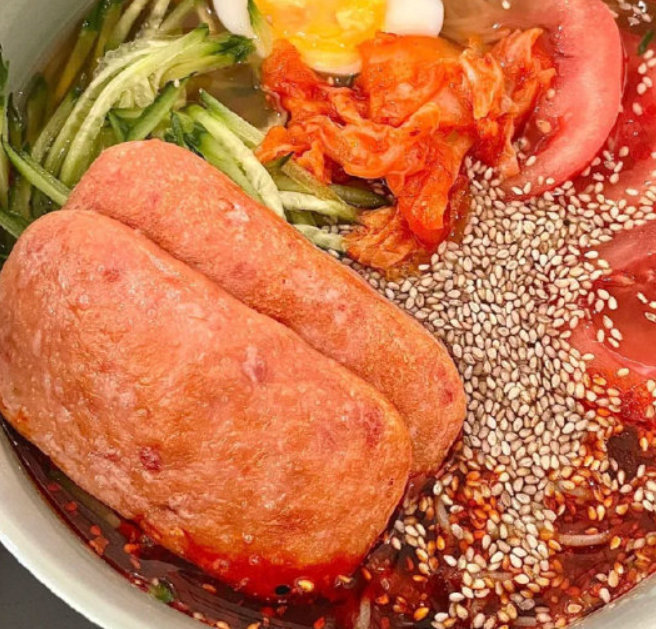 中粮梅林午餐肉罐头198g*3罐 21.9元 - 线报酷 中粮梅林午餐肉罐头198g*3罐 21.9元 - 线报酷