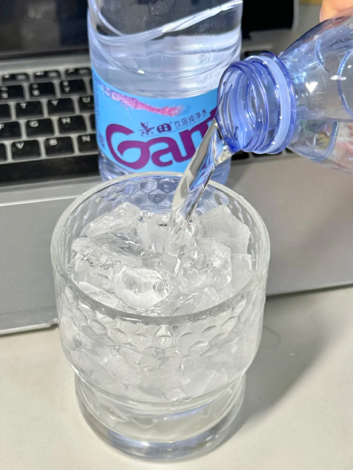 景田纯净水560ml*24瓶 24元 - 86线报 景田纯净水560ml*24瓶 24元 - 86线报