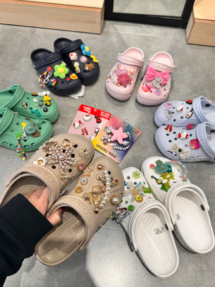 crocs贝雅洞洞鞋 183元 - 86线报