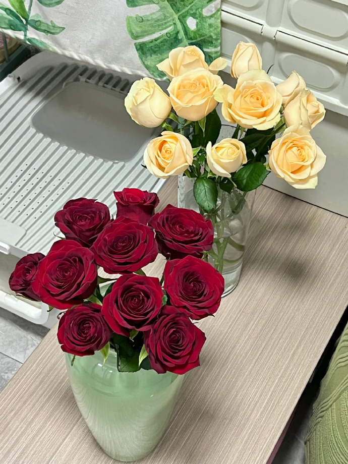 京东鲜花随机色玫瑰30支 18.8元，京东鲜花10枝紫色睡莲 15.9元 - 86线报