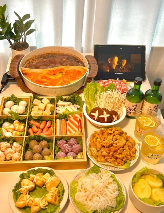 思念撒尿肉丸/鱼豆腐/蛋饺/虾滑/烤肠/油条等任选10件 赠70g火锅底料 49.9元 - 86线报