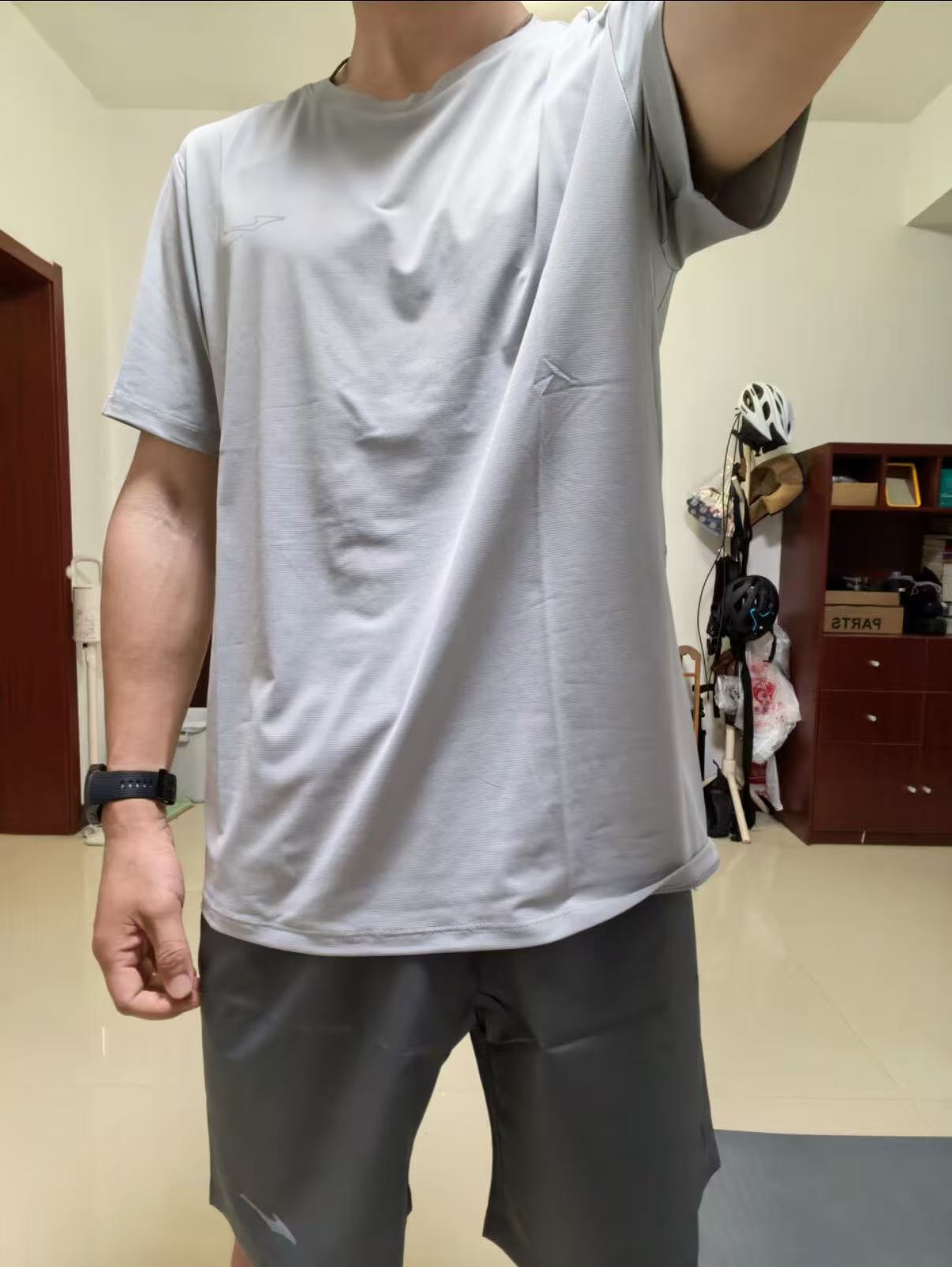 鸿星尔克男士短袖任选2件 61.1元 - 线报酷 鸿星尔克男士短袖任选2件 61.1元 - 线报酷