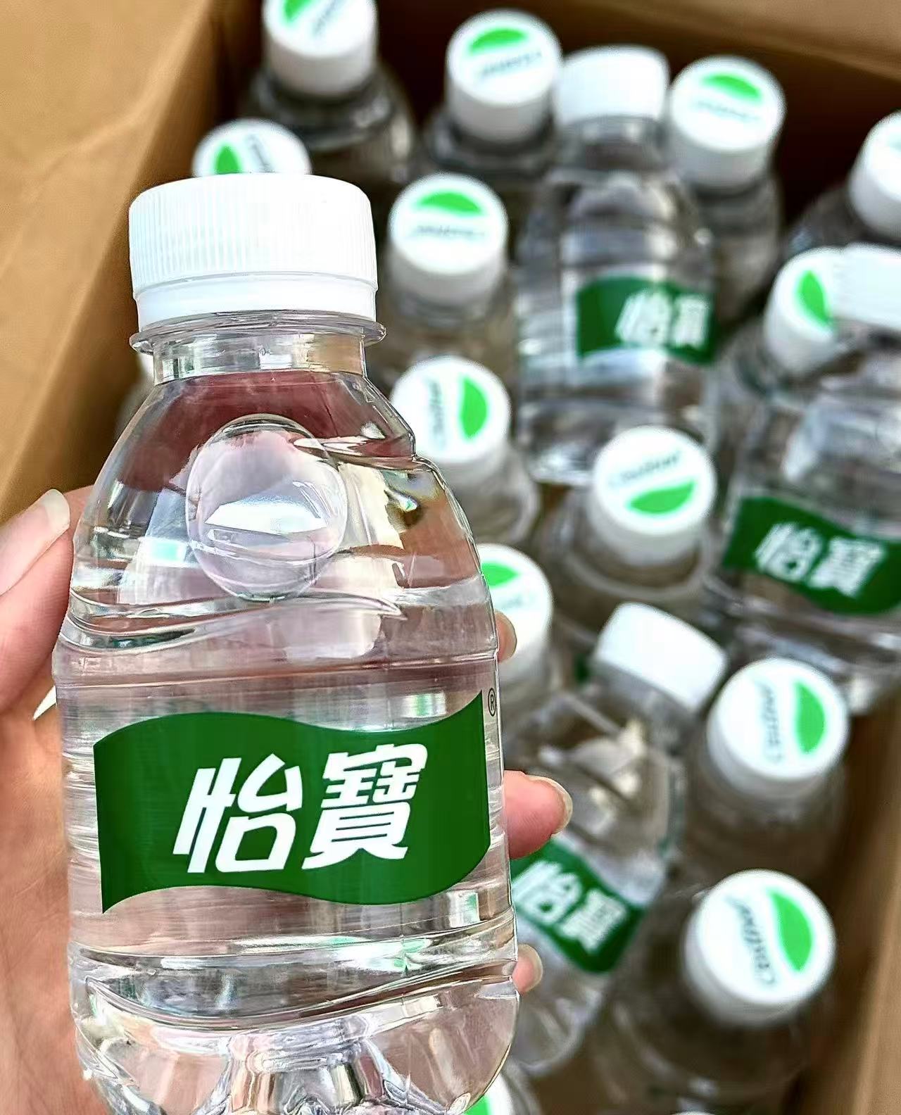 怡宝迷你版小瓶水210ml24瓶 16.9元 - 美泡泡