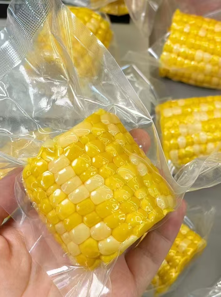 糯小鲜水果玉米段1200g礼盒装10-12段 18.9元 - 折送网