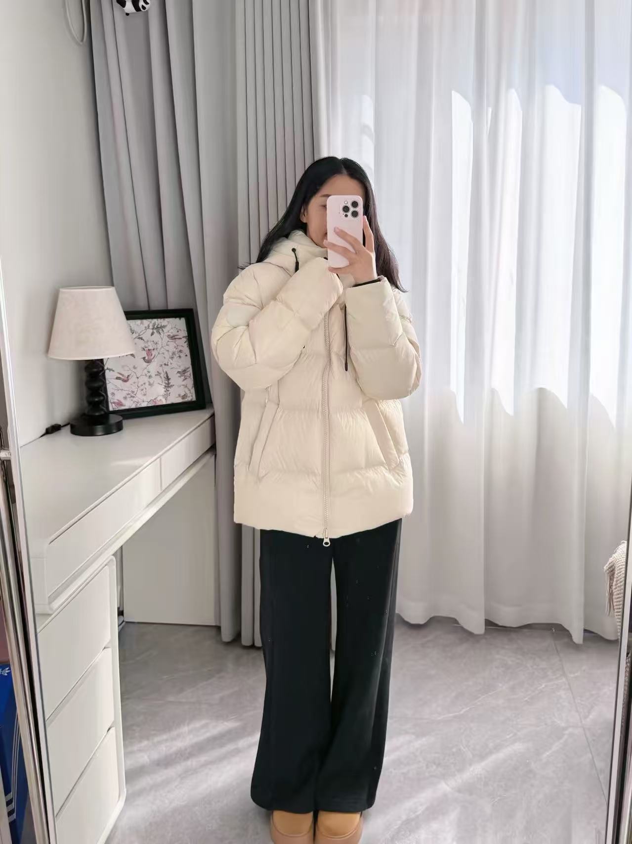 美力城羽绒服泡芙连帽短款 281元，美力城泡芙羽绒服 280元 - 86线报