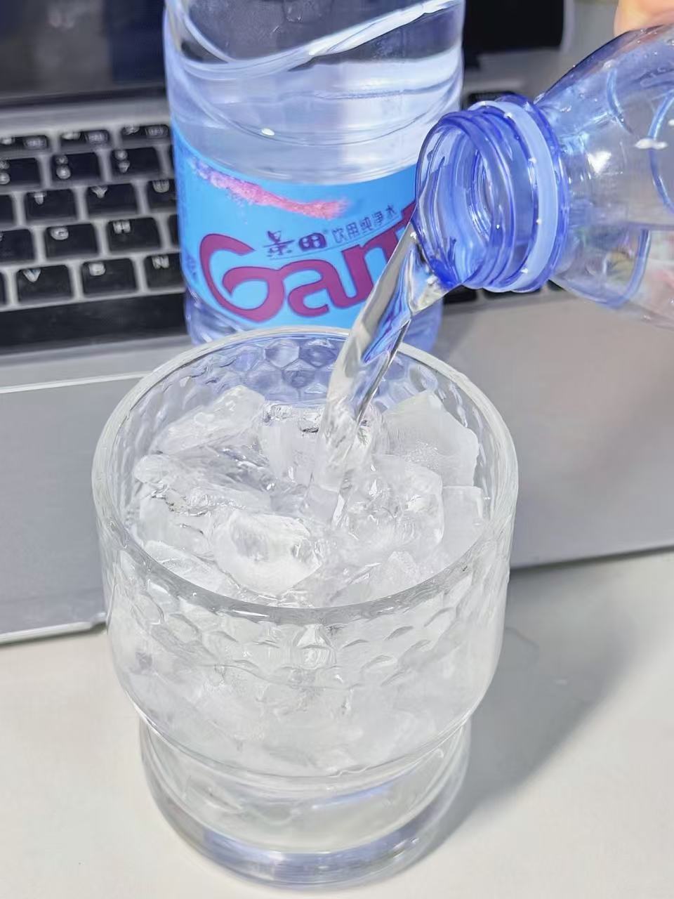 景田矿泉水560ml*24瓶 25元 - 86线报