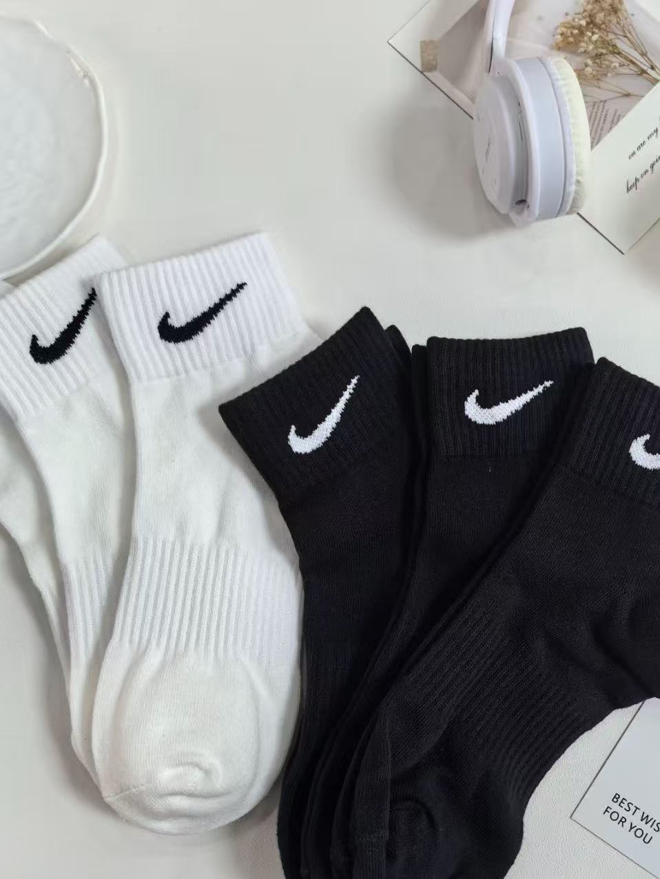 nike袜子任选短袜/中筒/长筒袜 19.9元 - 86线报