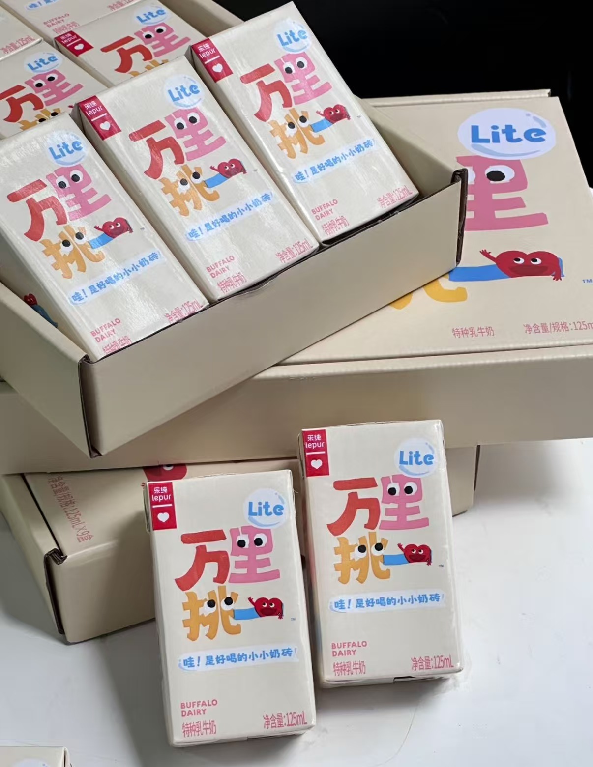 乐纯万里挑一lite牛奶125ml×9盒×4箱 77.9元 - 86线报