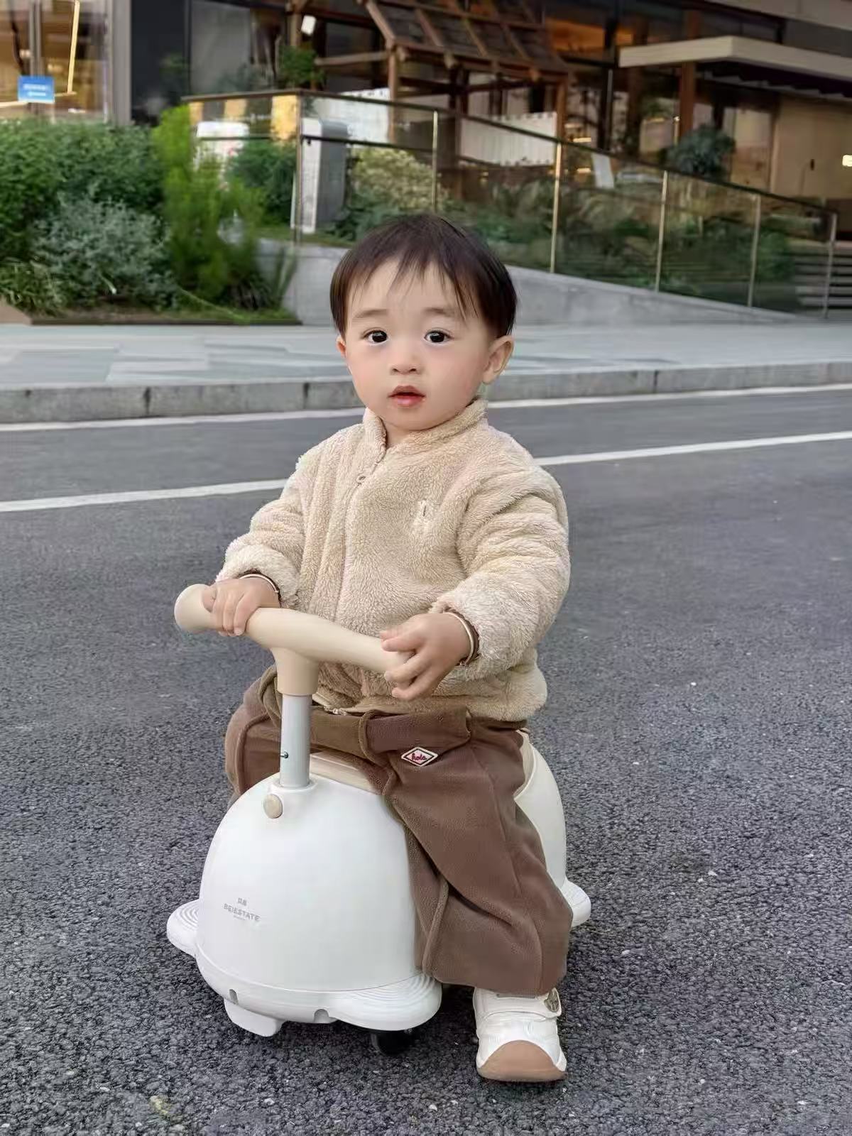 贝易儿童花生扭扭车经典单车款 赠小书包 222元 - 线报酷