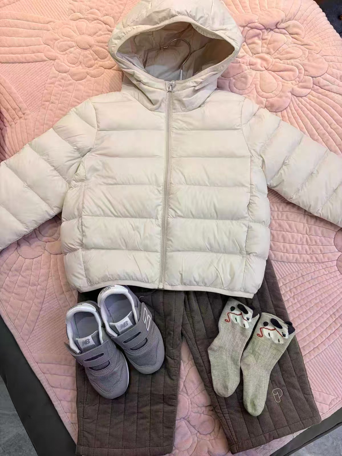 突降‼️雪中飞儿童连帽羽绒服 弹礼琻拍下💰59‼️全款式任选 - 86线报
