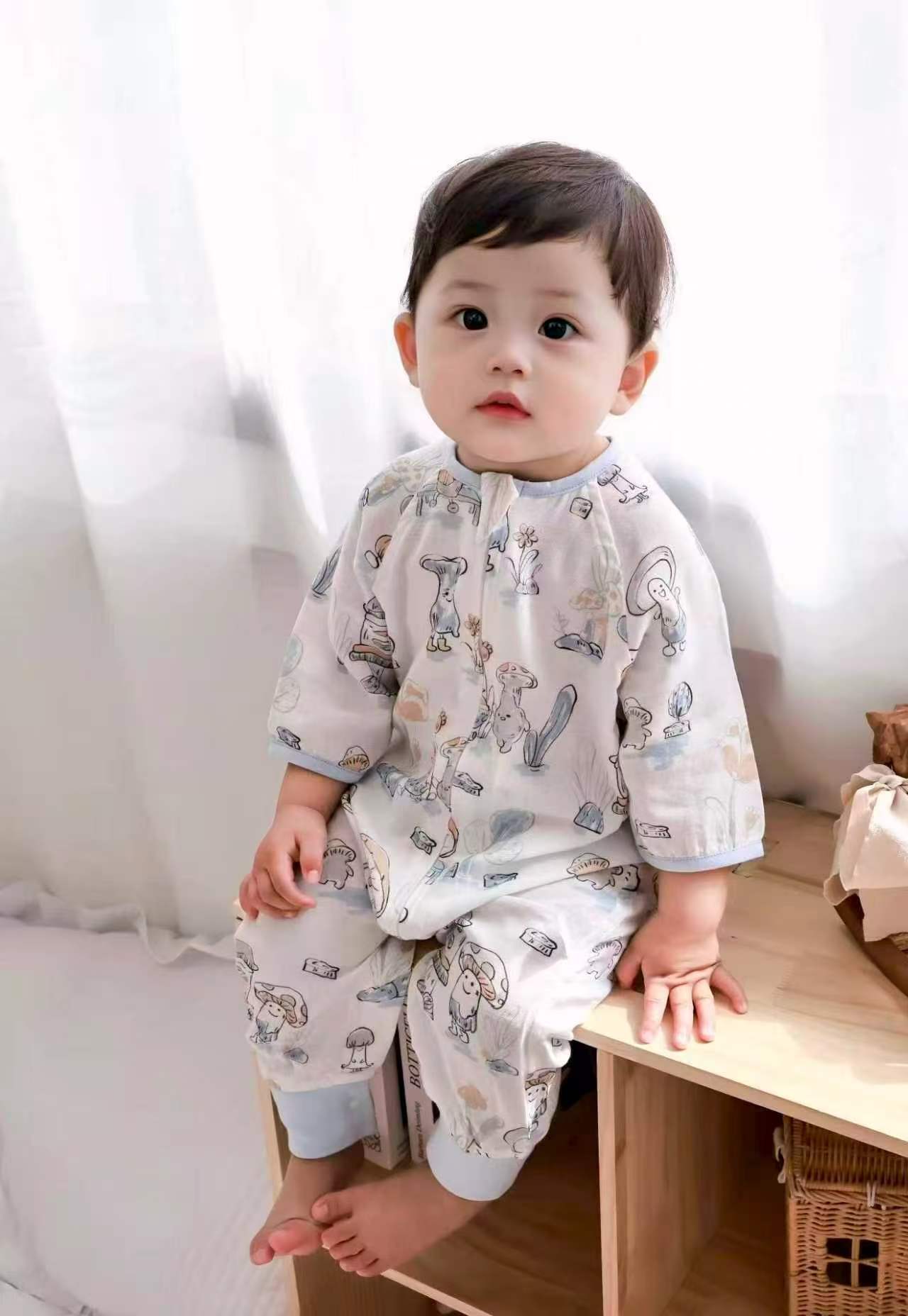 可优比婴儿分腿睡袋 86元 - 美泡泡 可优比婴儿分腿睡袋 86元 - 美泡泡