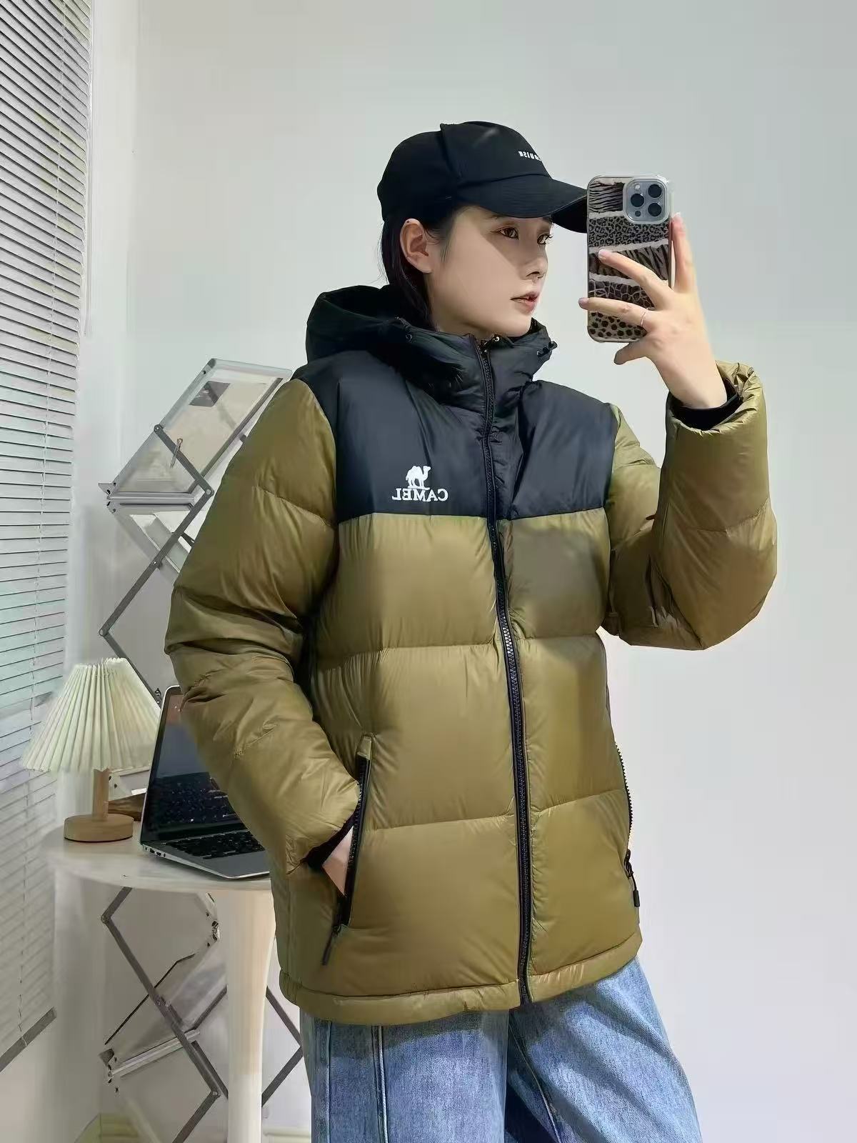 骆驼火山羽绒服情侣歀加厚 339元 - 86线报