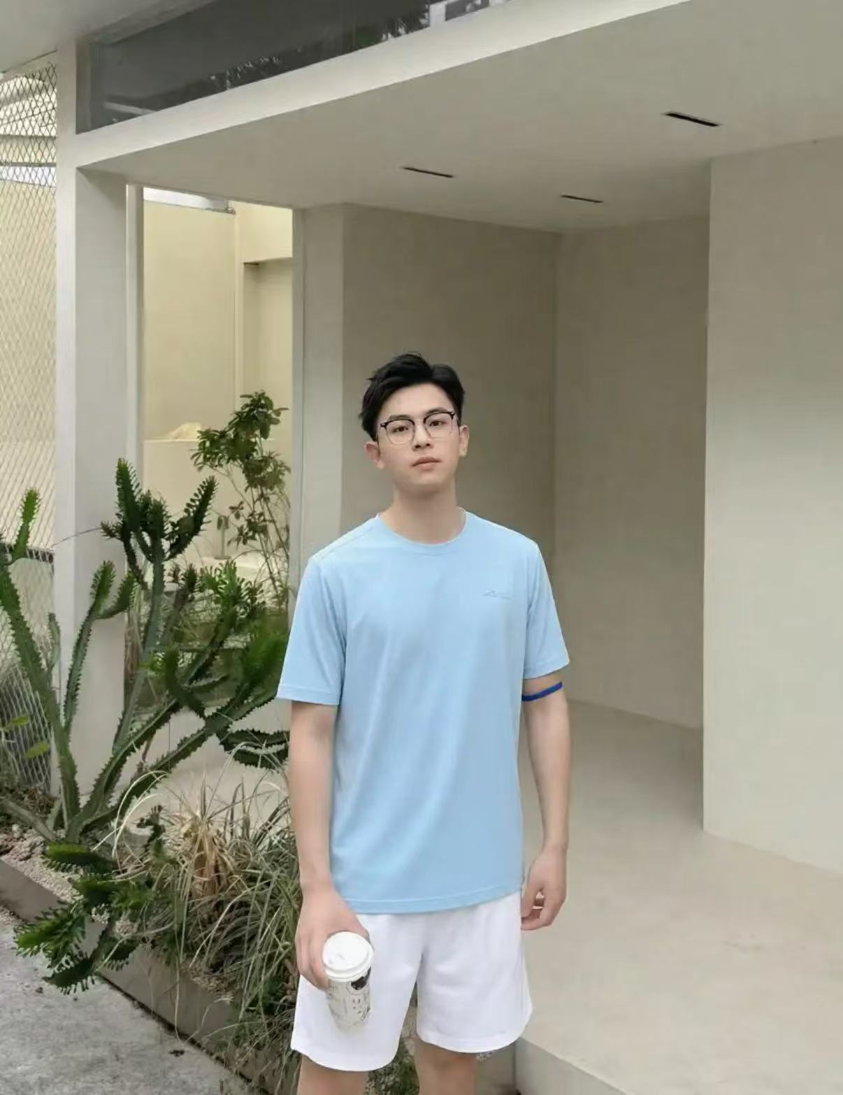 鸿星尔克运动短袖任拍2件 62元 - 86线报