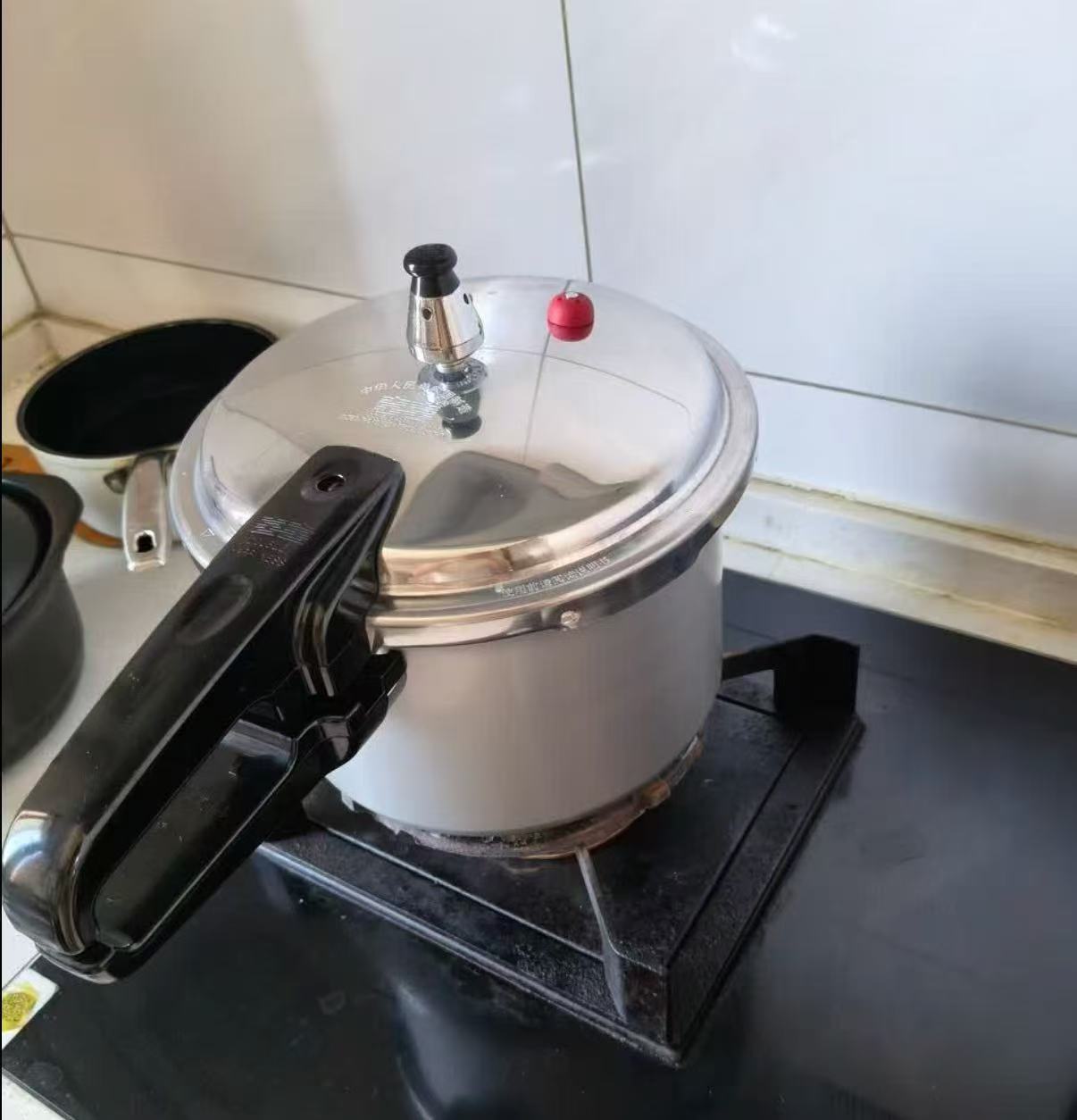 双喜明火专用加厚防爆高压锅3.2L 18cm 79元 - 86线报