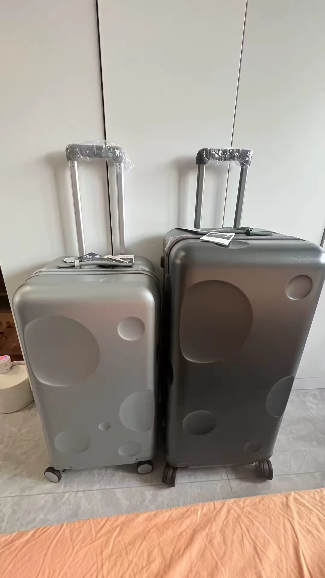 卡拉羊纯PC云朵行李箱 265元 - 86线报
