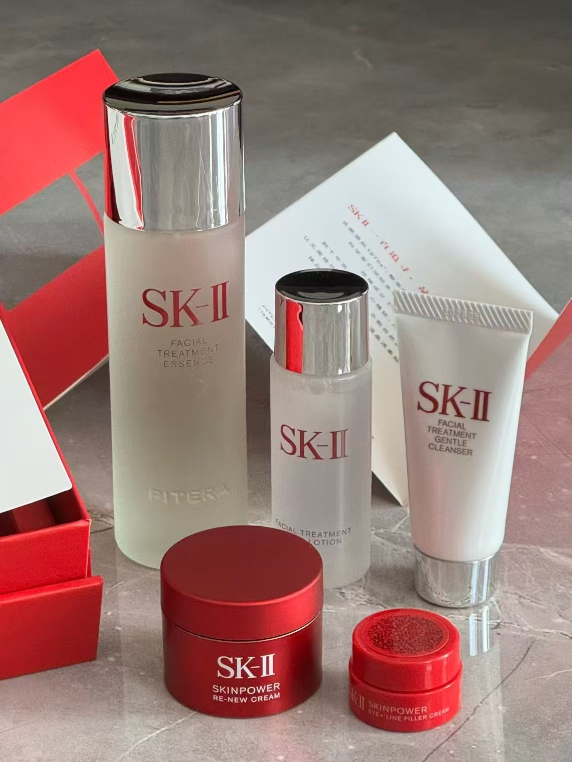 SK-II礻申仙水护肤品套装洁面20g+嫩肤露30ml+精华露75ml+精华霜15g+眼霜2.5g - 线报酷