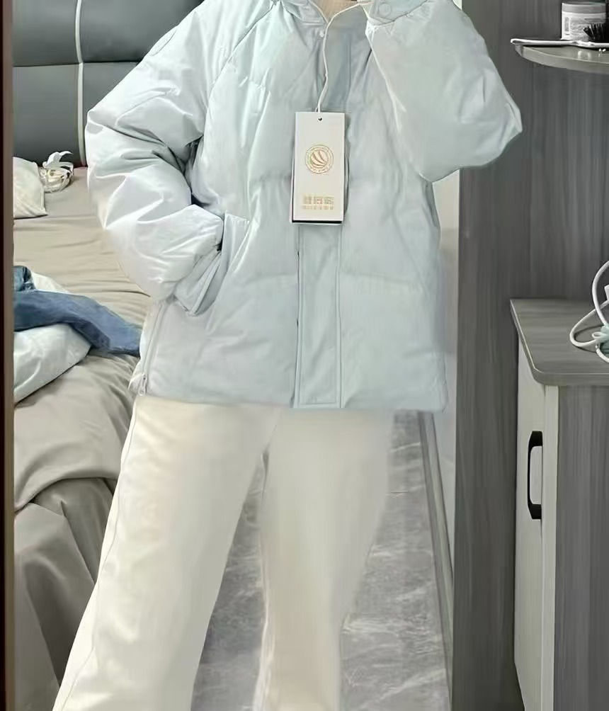 官旗放氵屚‼️到量🔜🚗 波司登新款90绒女款羽绒服 叠琻币多色🉑选💰489‼️ - 86线报