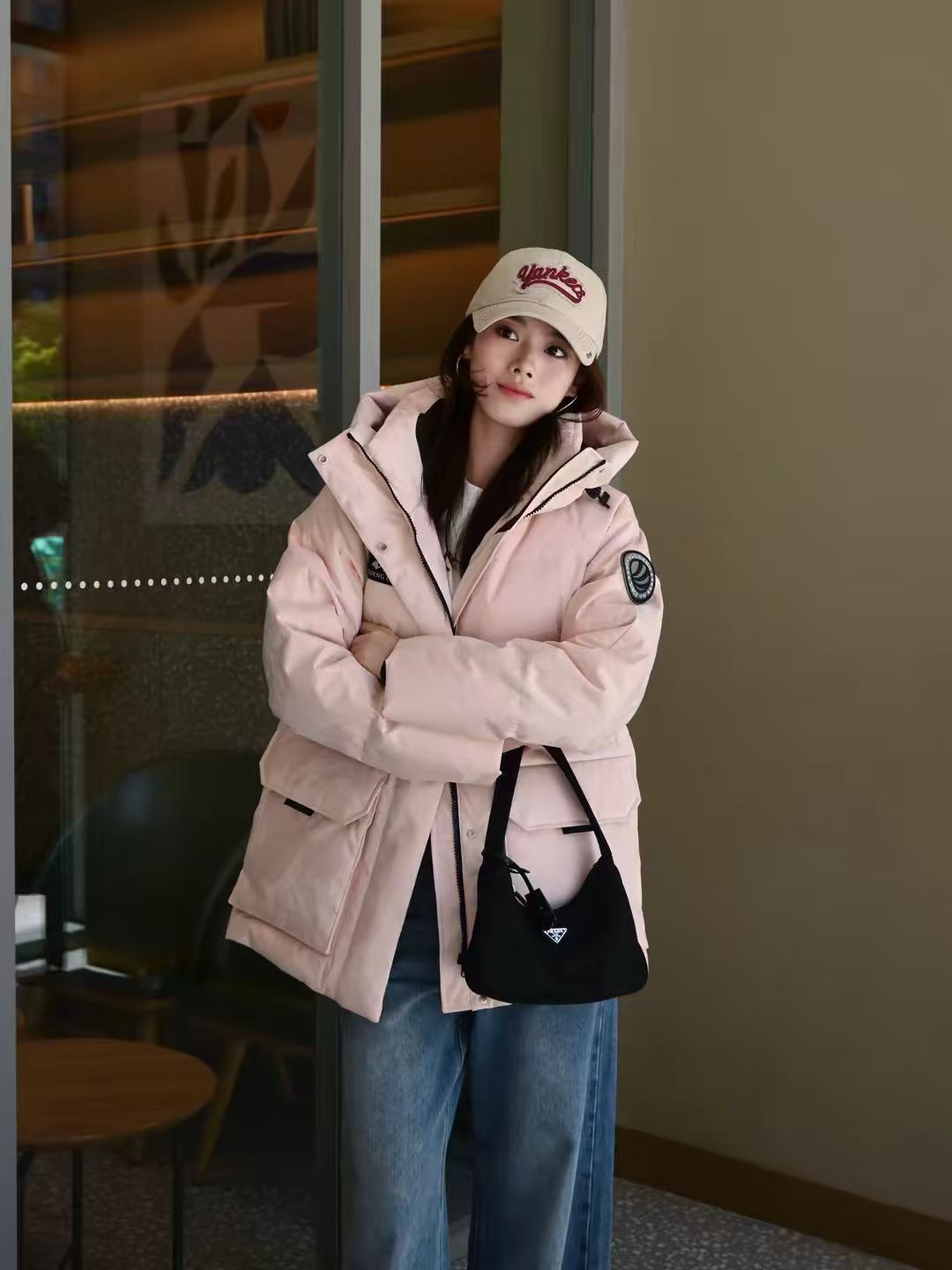 波司登极寒防风羽绒服 856.3元 - 折送网