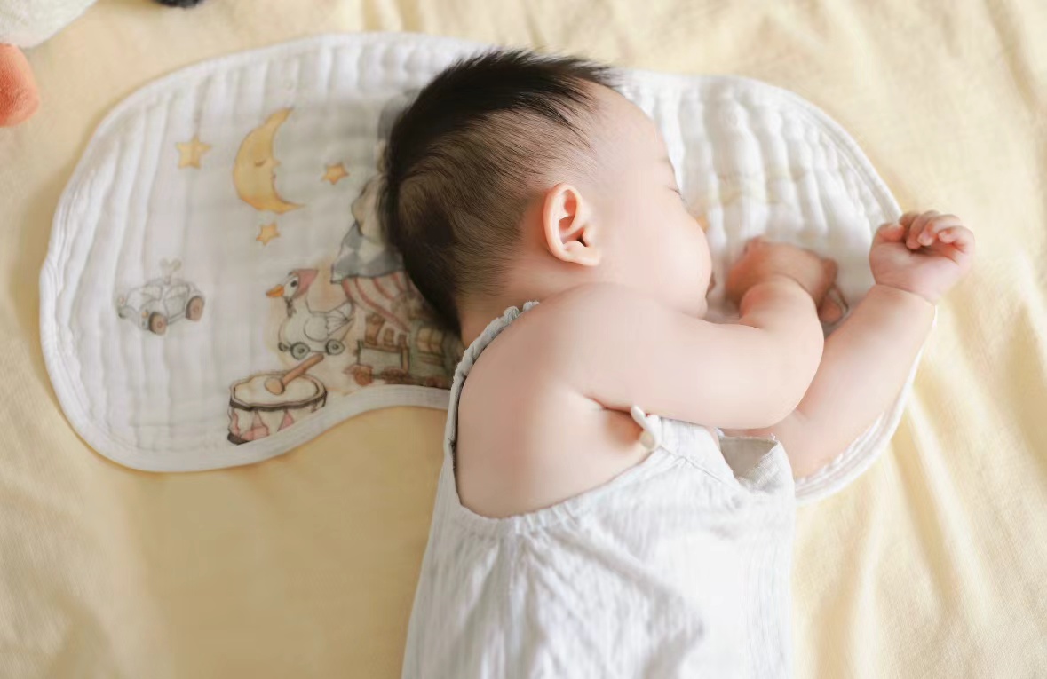 婧麒新生婴儿云片枕48*27cm 29.9元 - 86线报