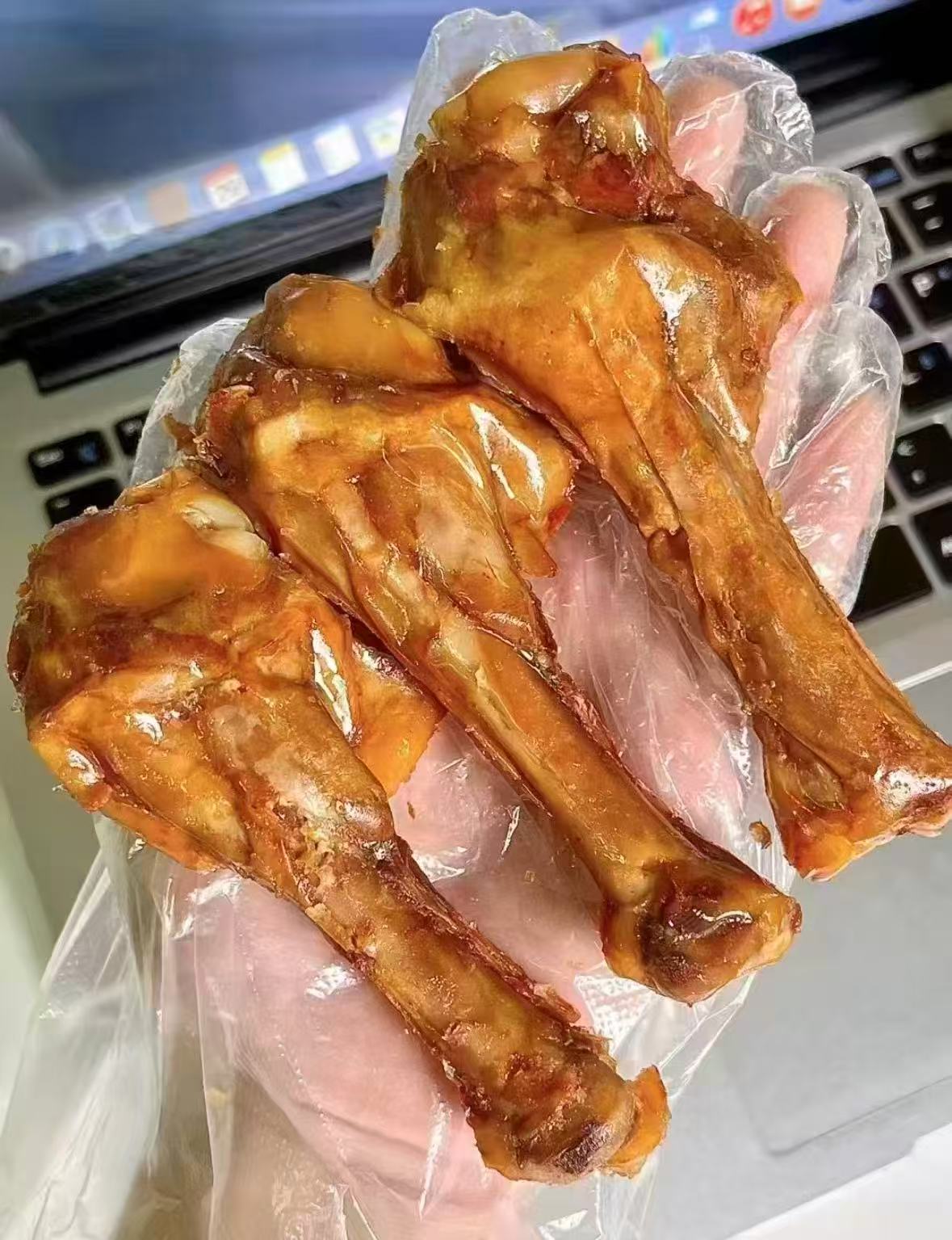 章鸭子超绝鸭翅根10个装 8.8元 - 折送网