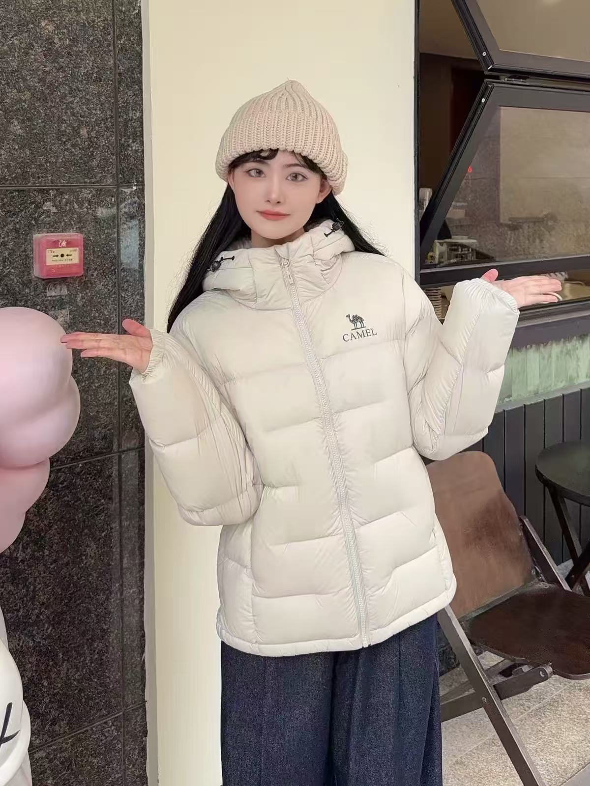 骆驼臻金City户外羽绒服2026秋冬新款男女保暖小太阳面包服 319元 - 86线报