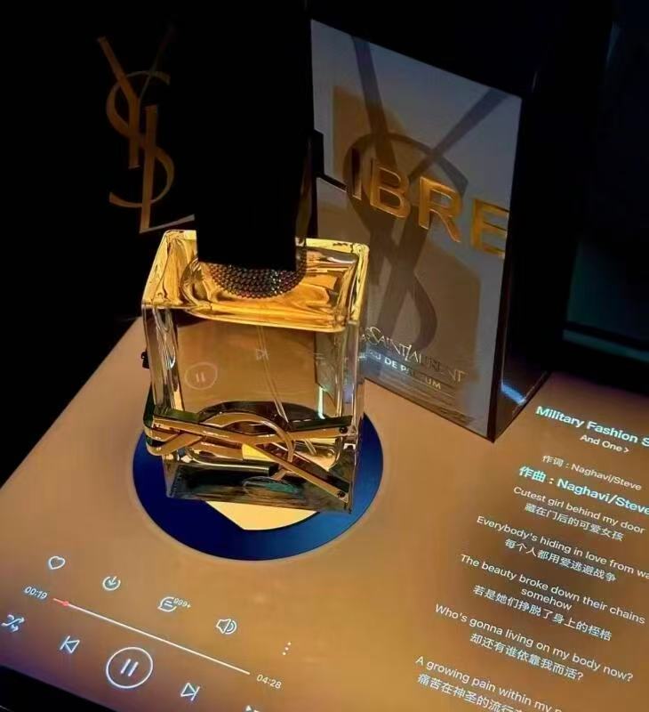 YSL自由之水气场花香30ml香水礼盒赠口红1.3g+身体乳50ml 668元 - 86线报