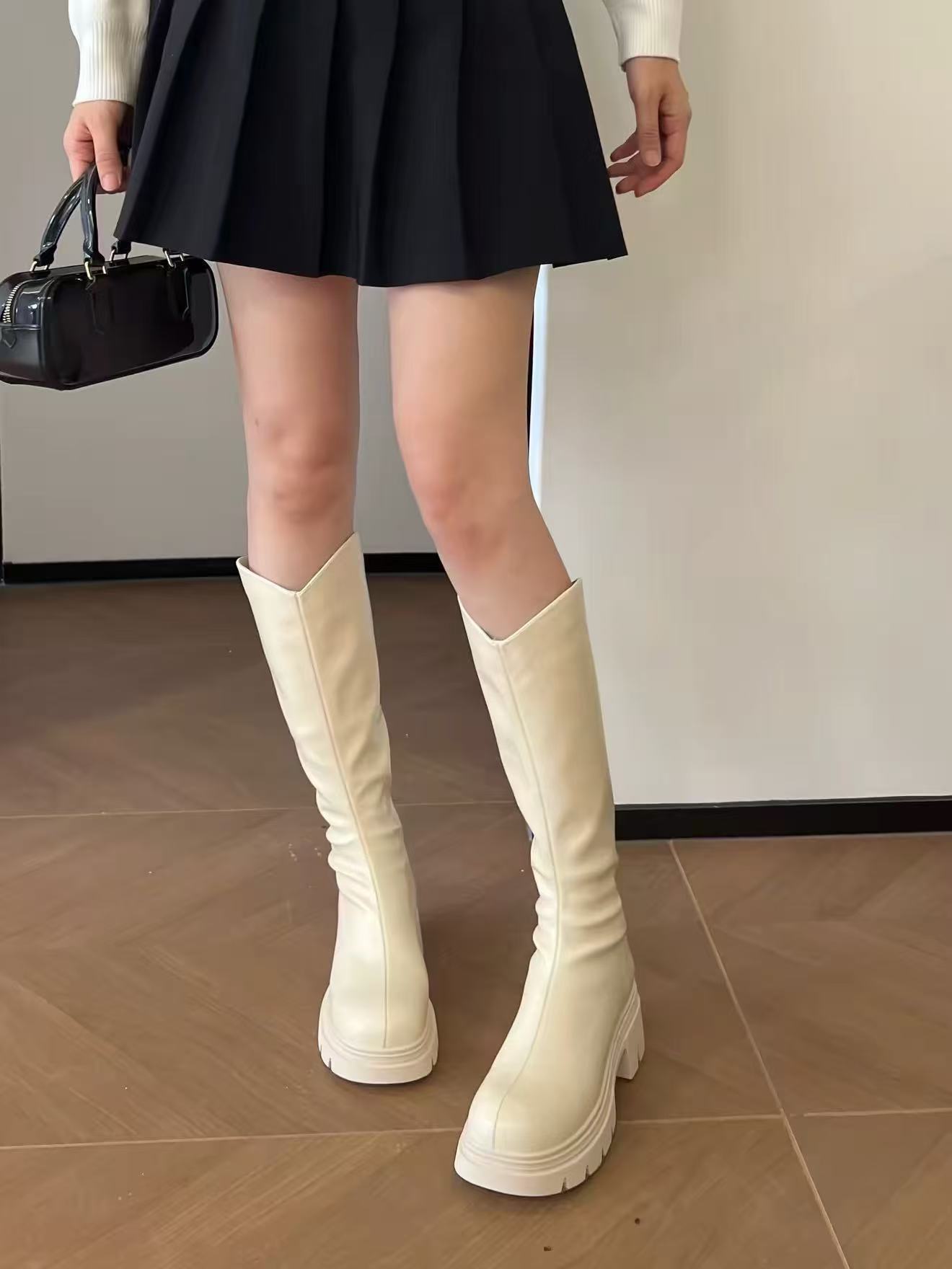 百丽小V高长筒弹力靴冬季厚底加绒保暖显瘦瘦骑士靴子E5F2DDG5 265元 - 86线报
