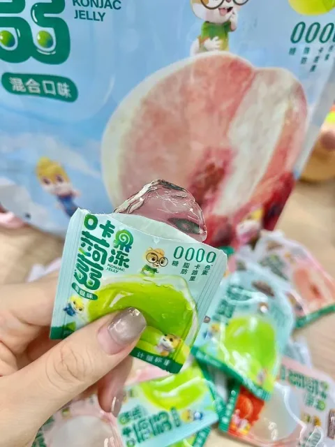【三只松鼠_混合蒟蒻果冻】魔芋0糖0脂0卡解馋小吃零食儿童下午茶 图片 2